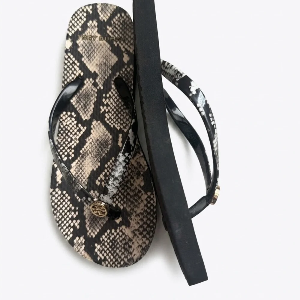 Tory Burch Roccia Thin Flip-Flops - Size 7